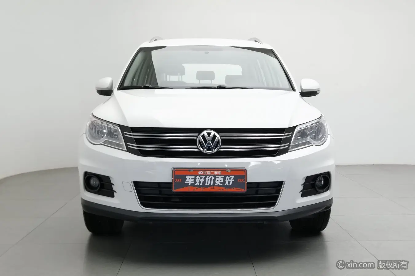 Volkswagen Tiguan (Tharu)