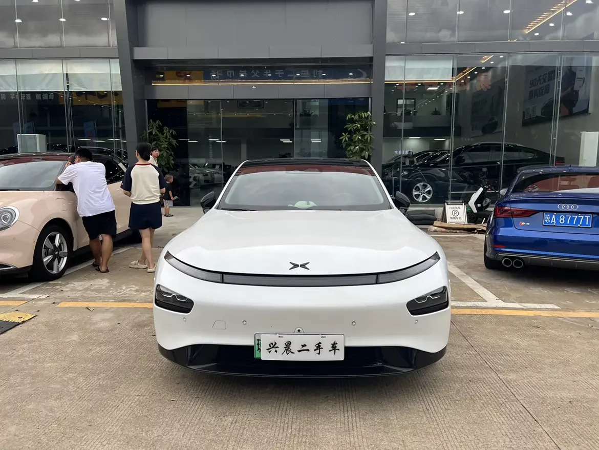 Xpeng P7