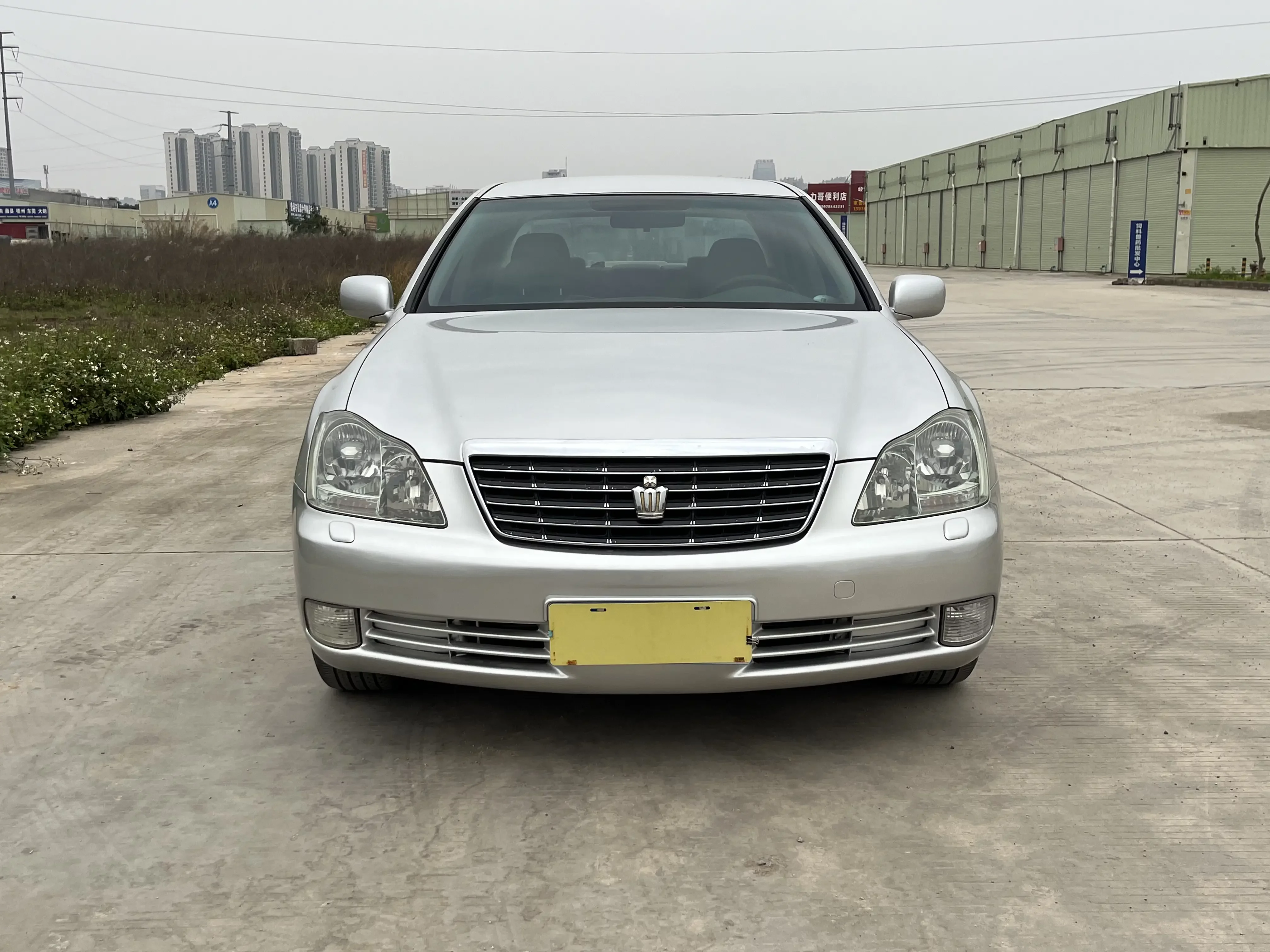 Toyota crown