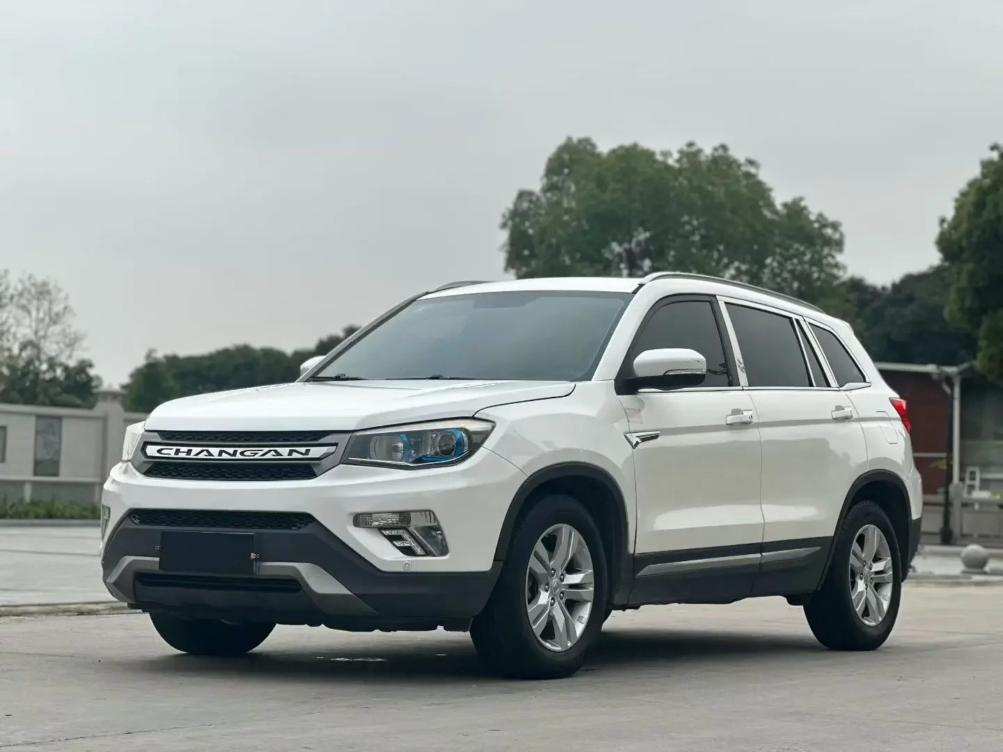 Changan CS75