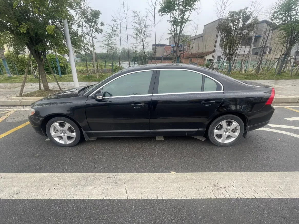 Volvo S80L