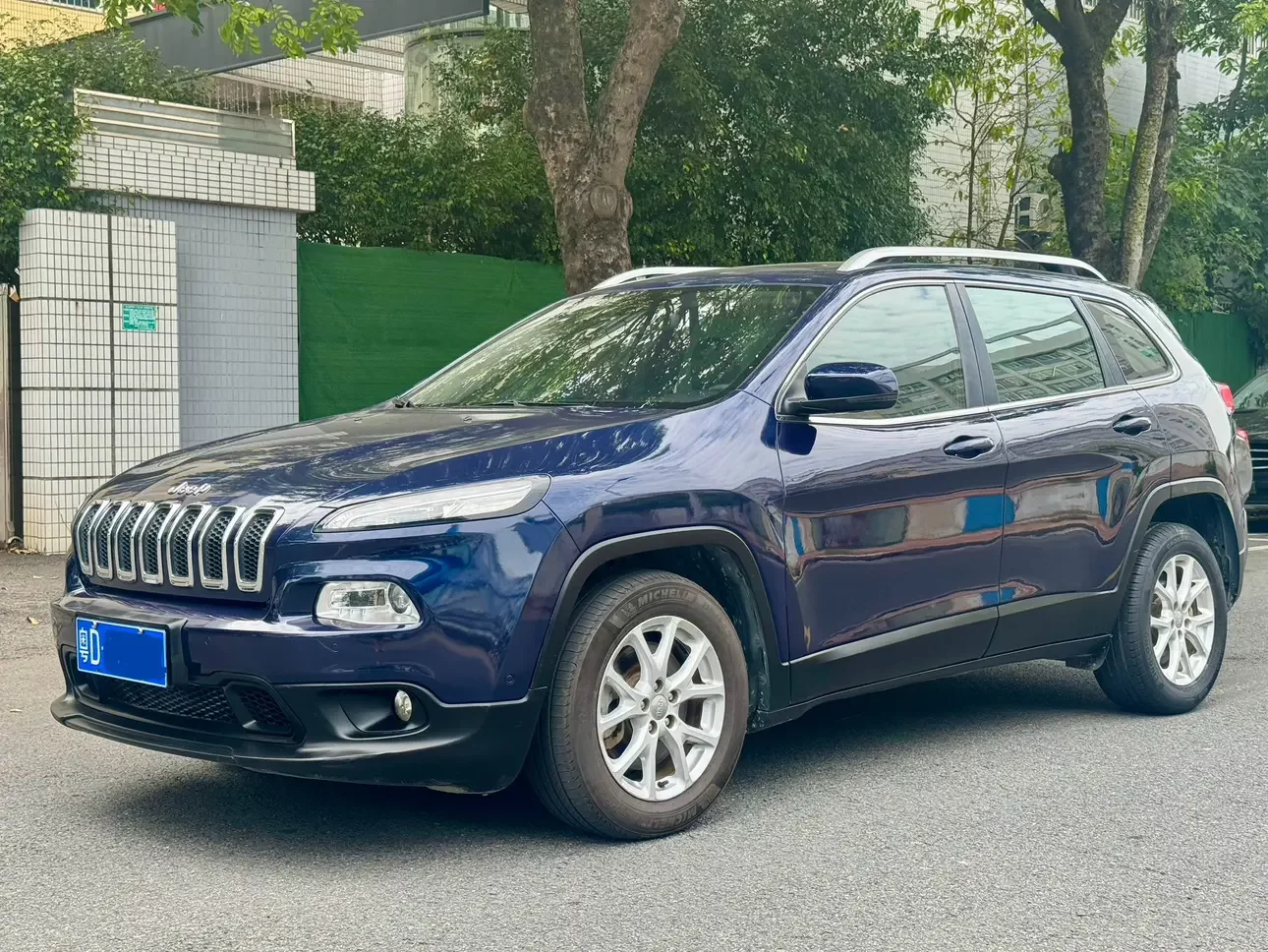 Jeep Cherokee  из Китая