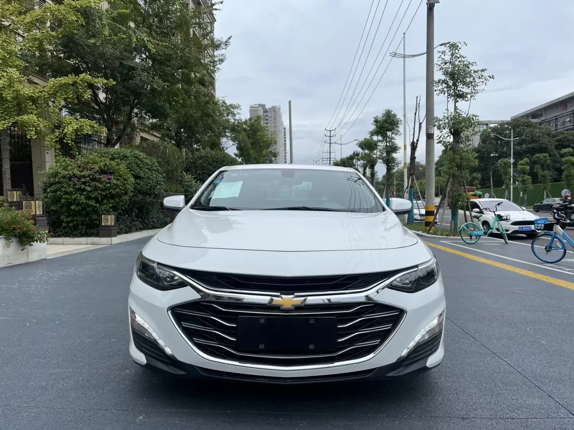Chevrolet Malibu XL
