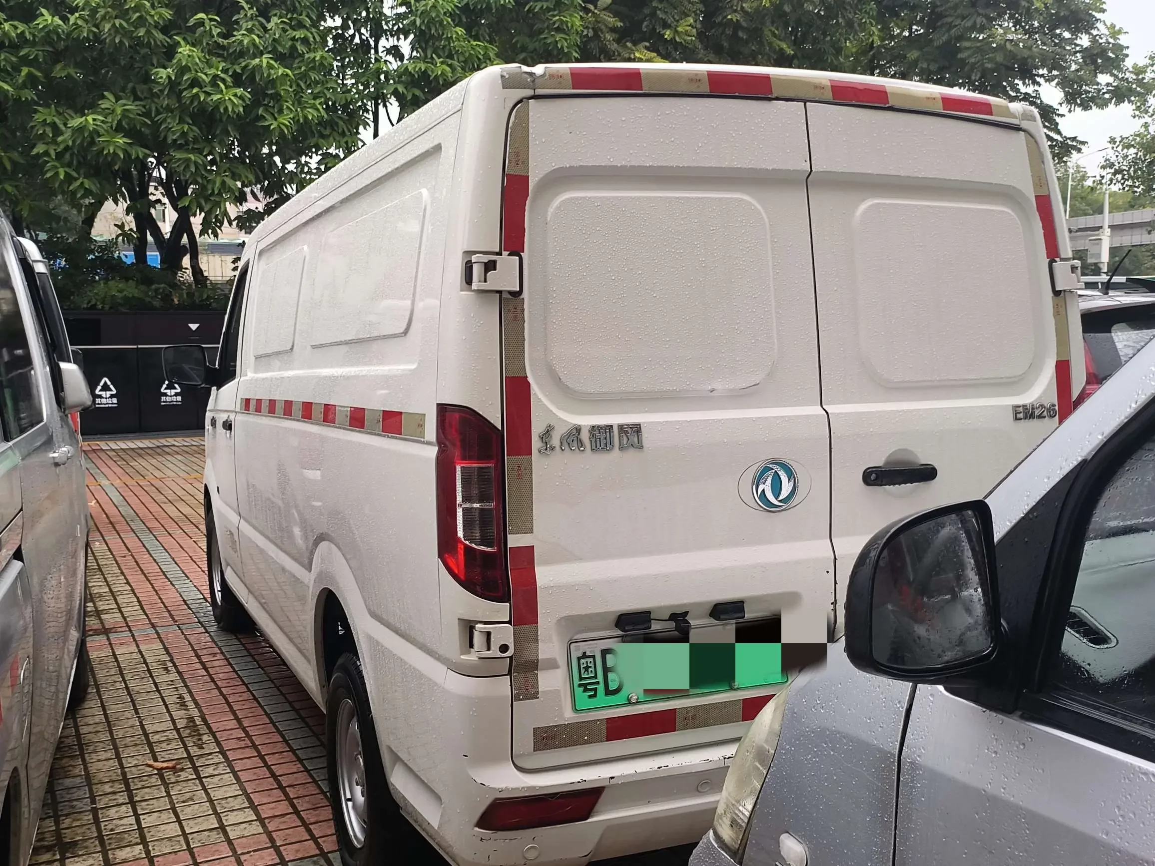Dongfeng Yufeng EM26