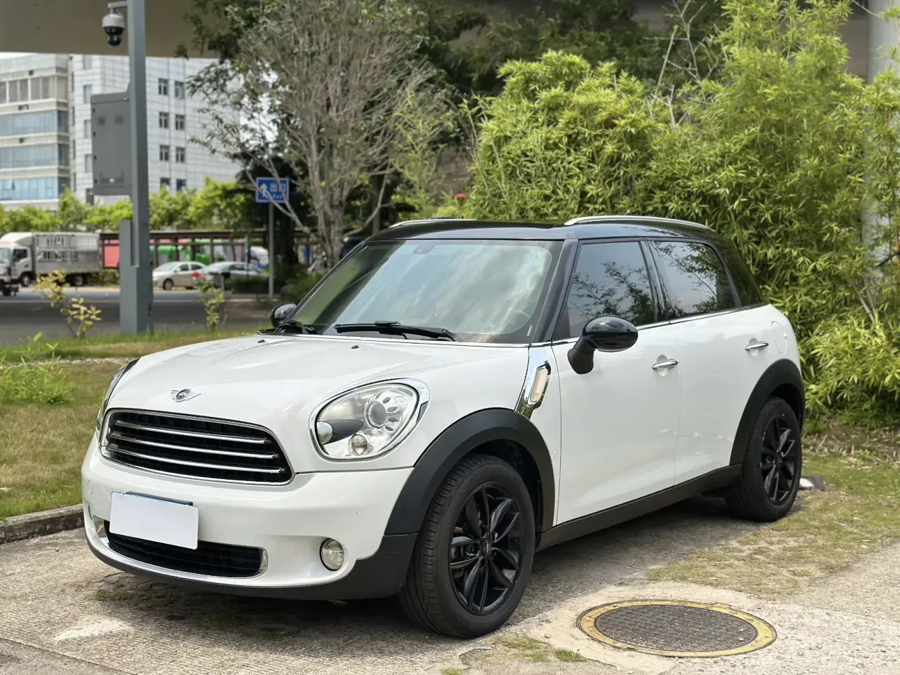 MINI COUNTRYMAN