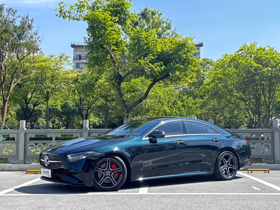 Mercedes-Benz CLS