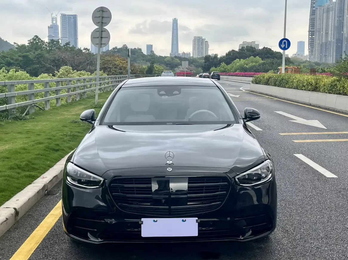 Mercedes-Benz S Class