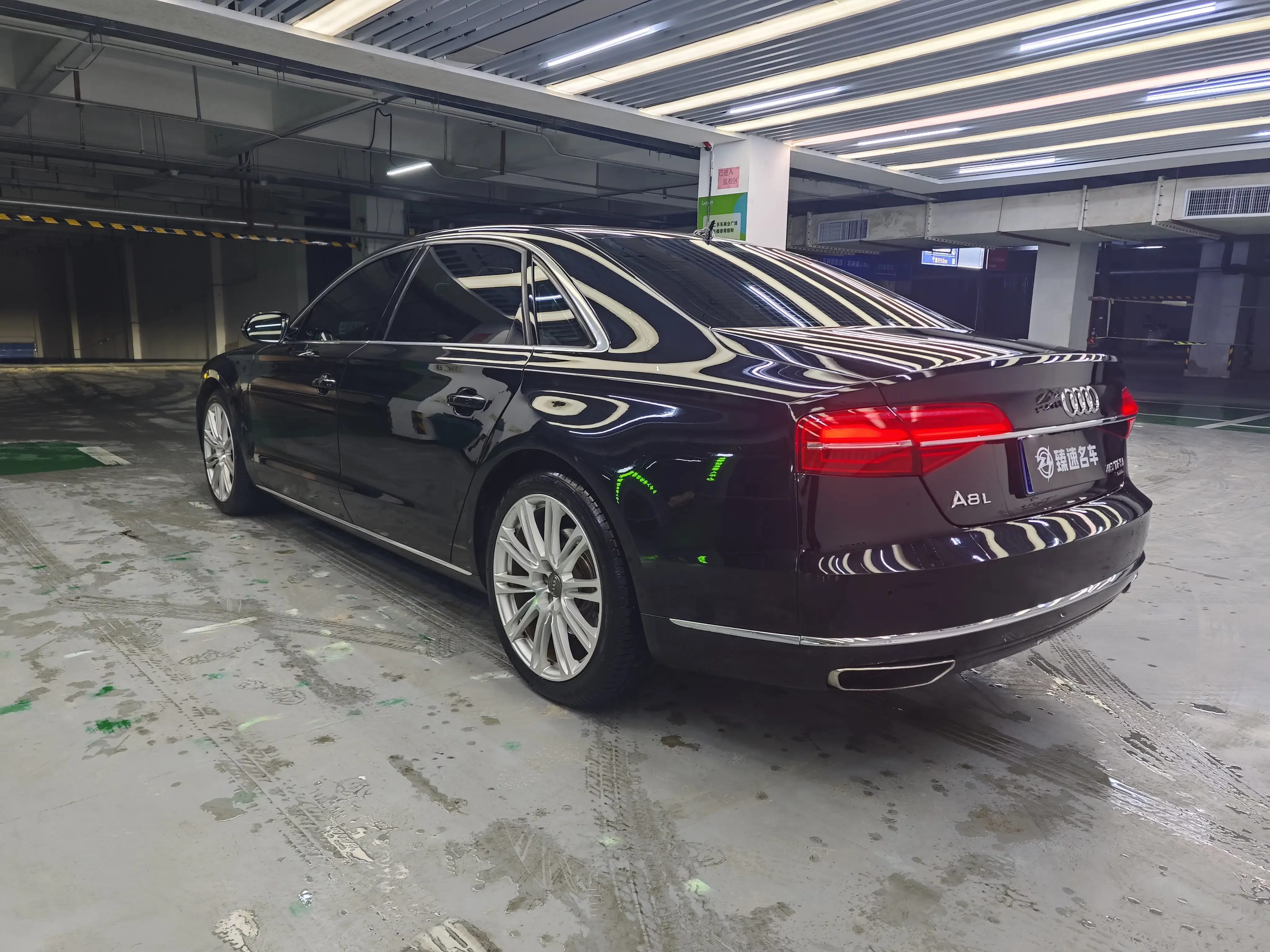 Audi A8