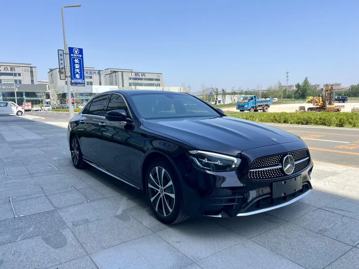 Mercedes-Benz E-Class PHEV