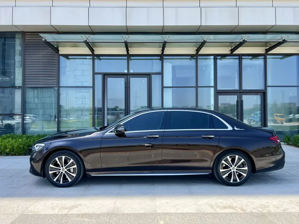 Mercedes-Benz E-Class PHEV