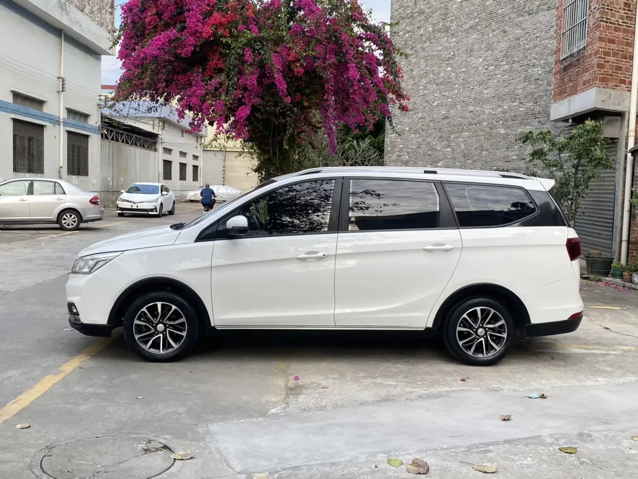 Baojun 730