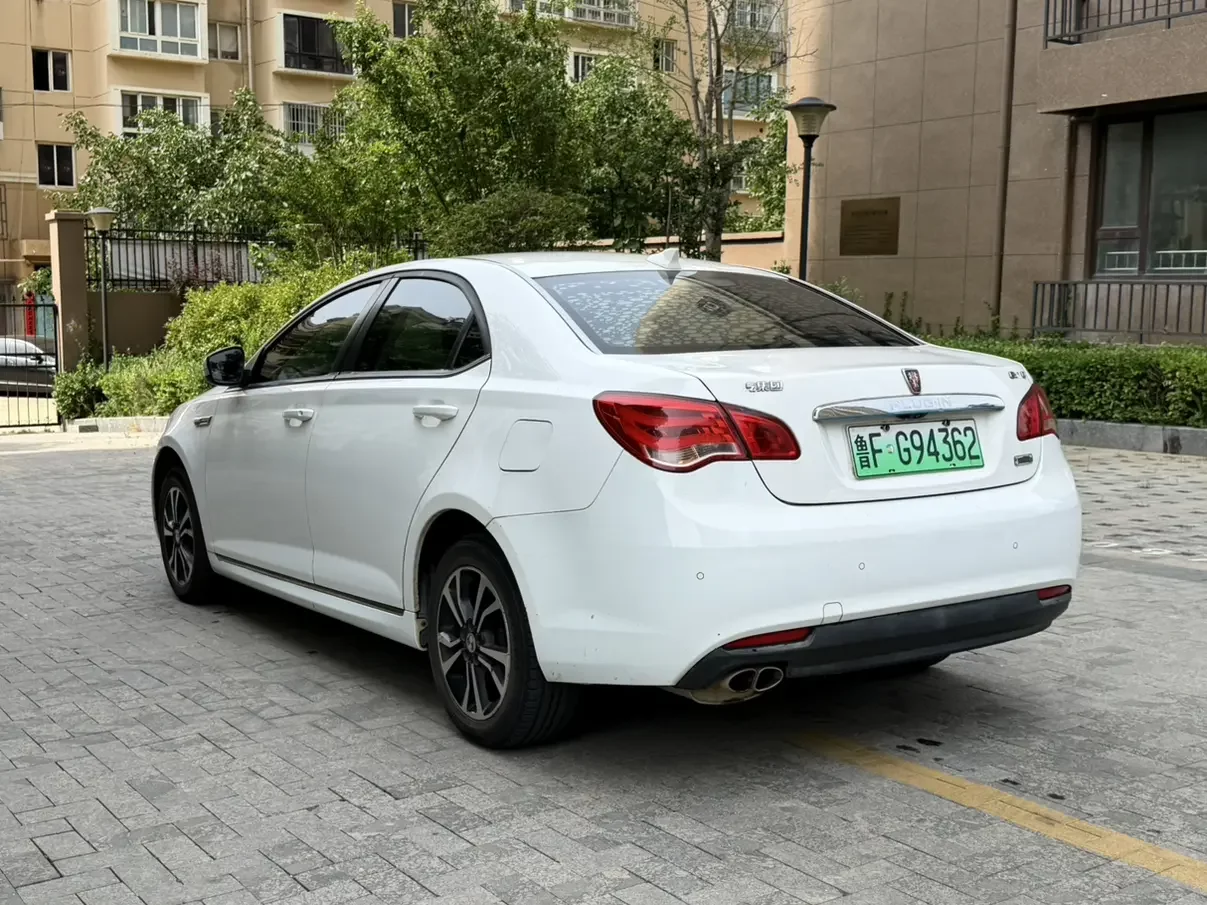 Roewe e550