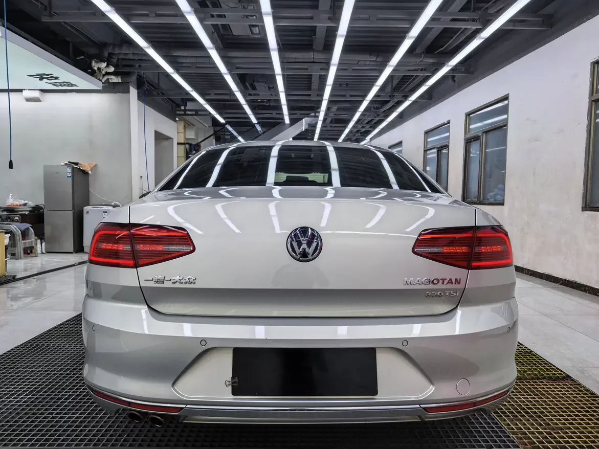 Volkswagen Magotan
