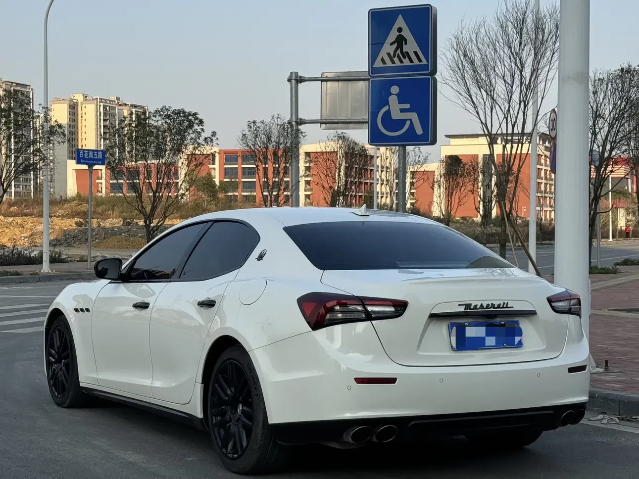 Maserati Ghibli