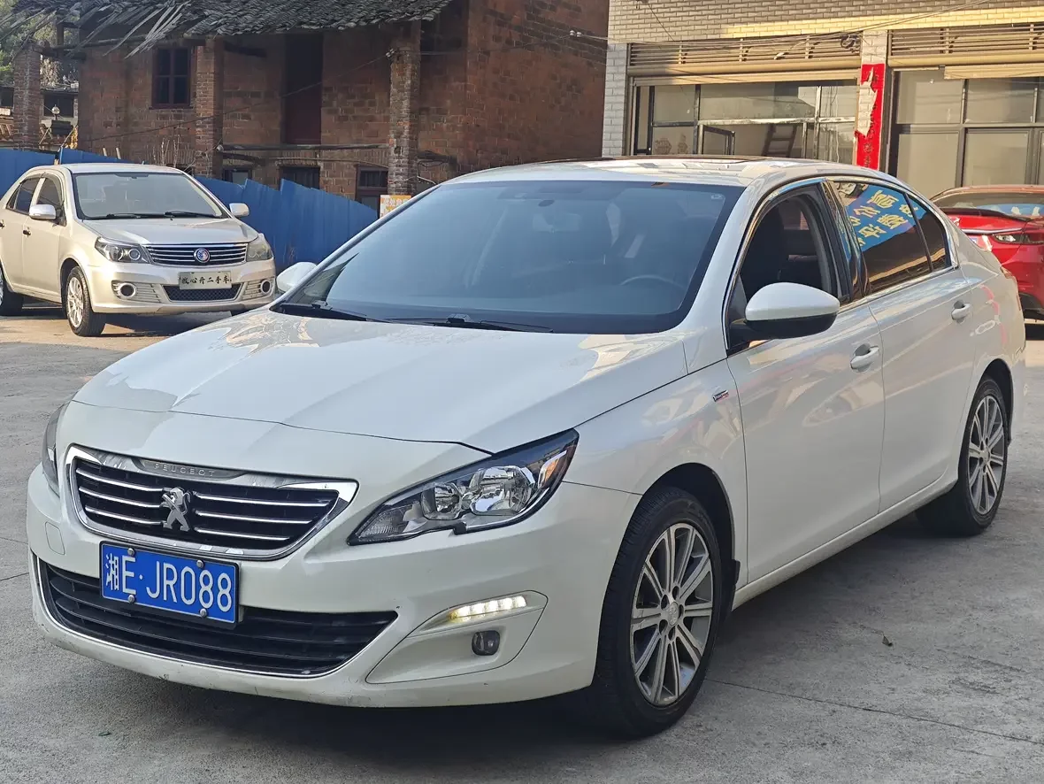 Peugeot 408