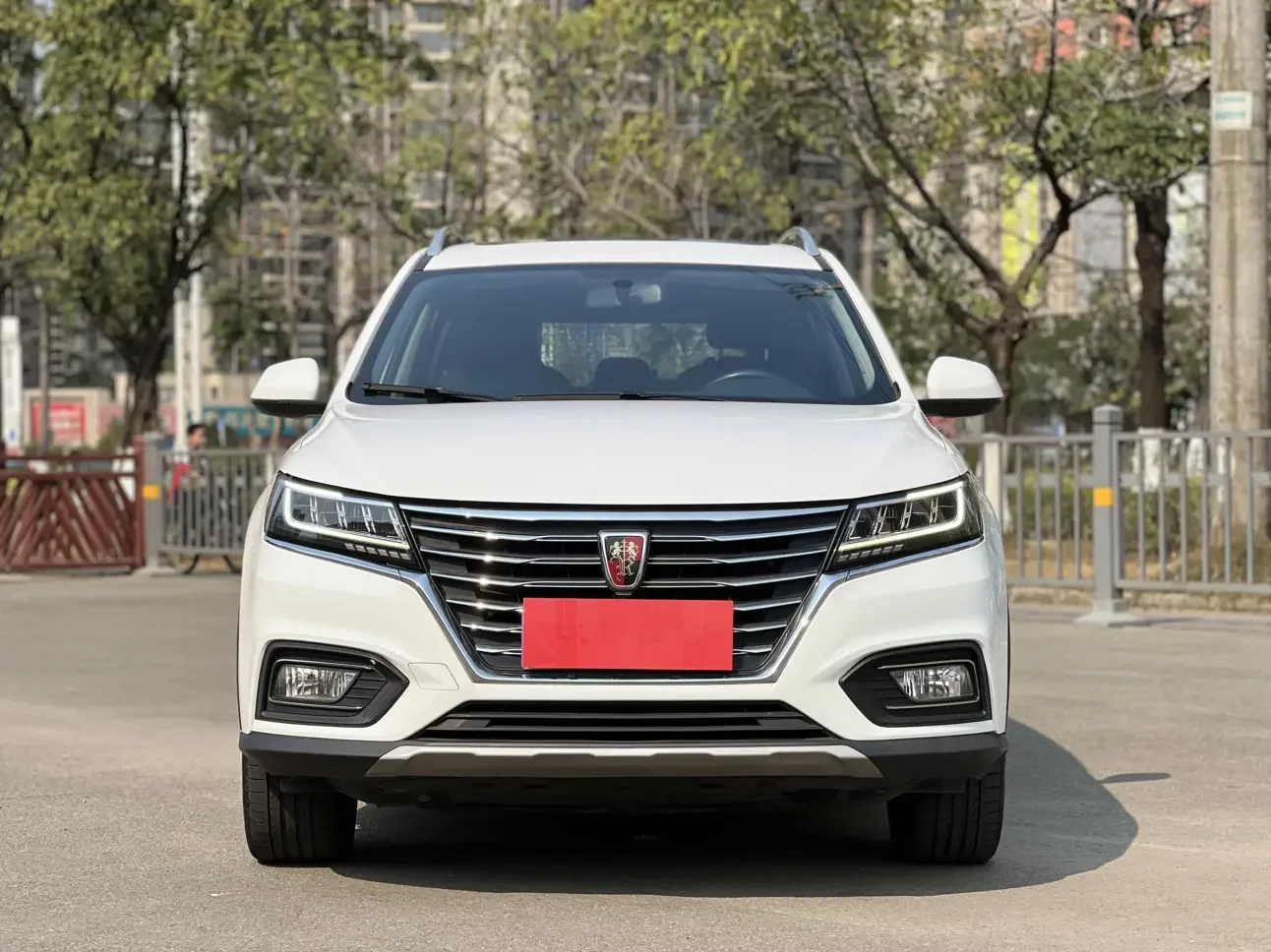 Roewe RX5