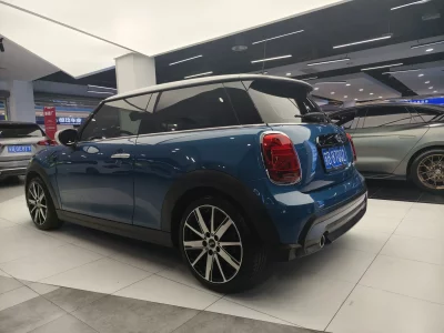 MINI 