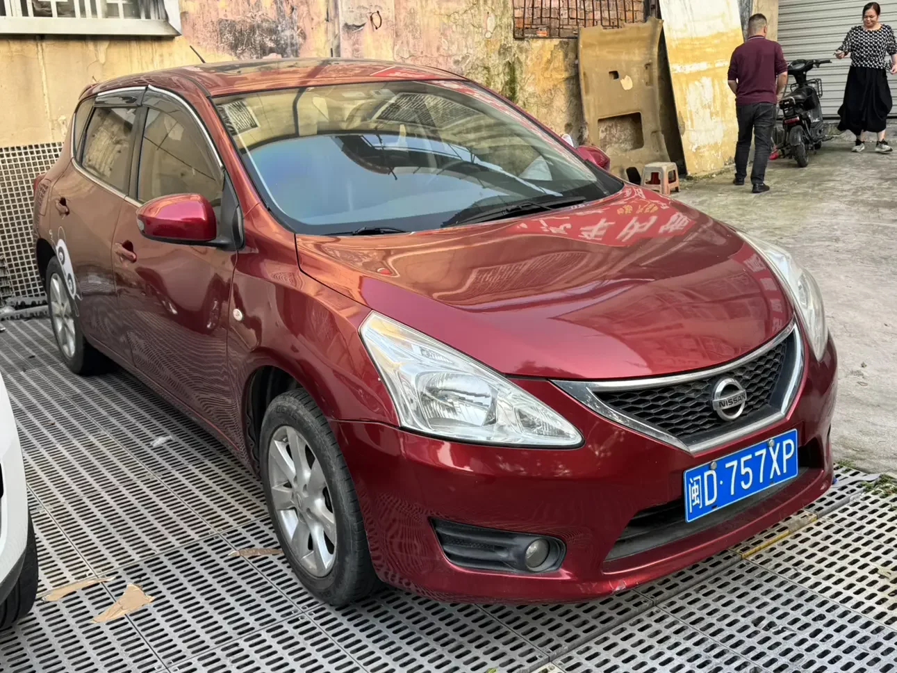 Nissan Tiida
