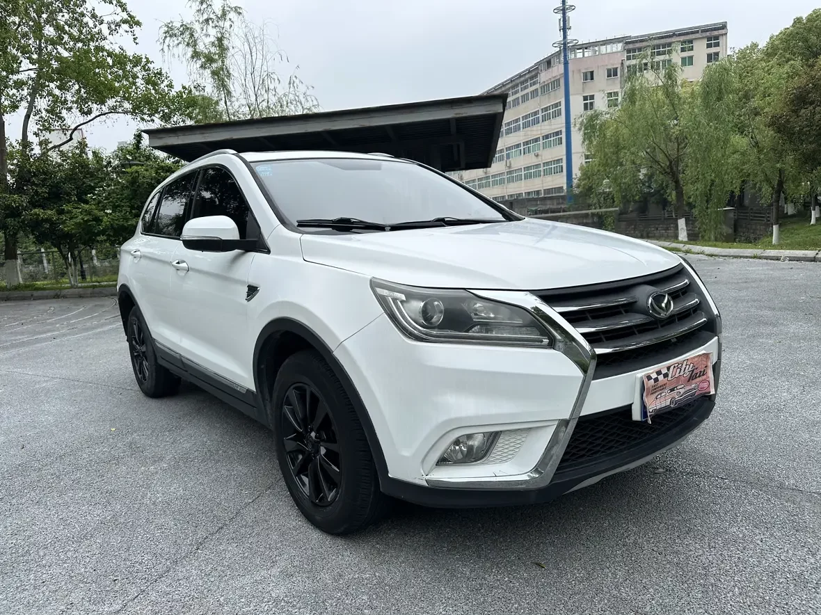 BAIC Magic S6