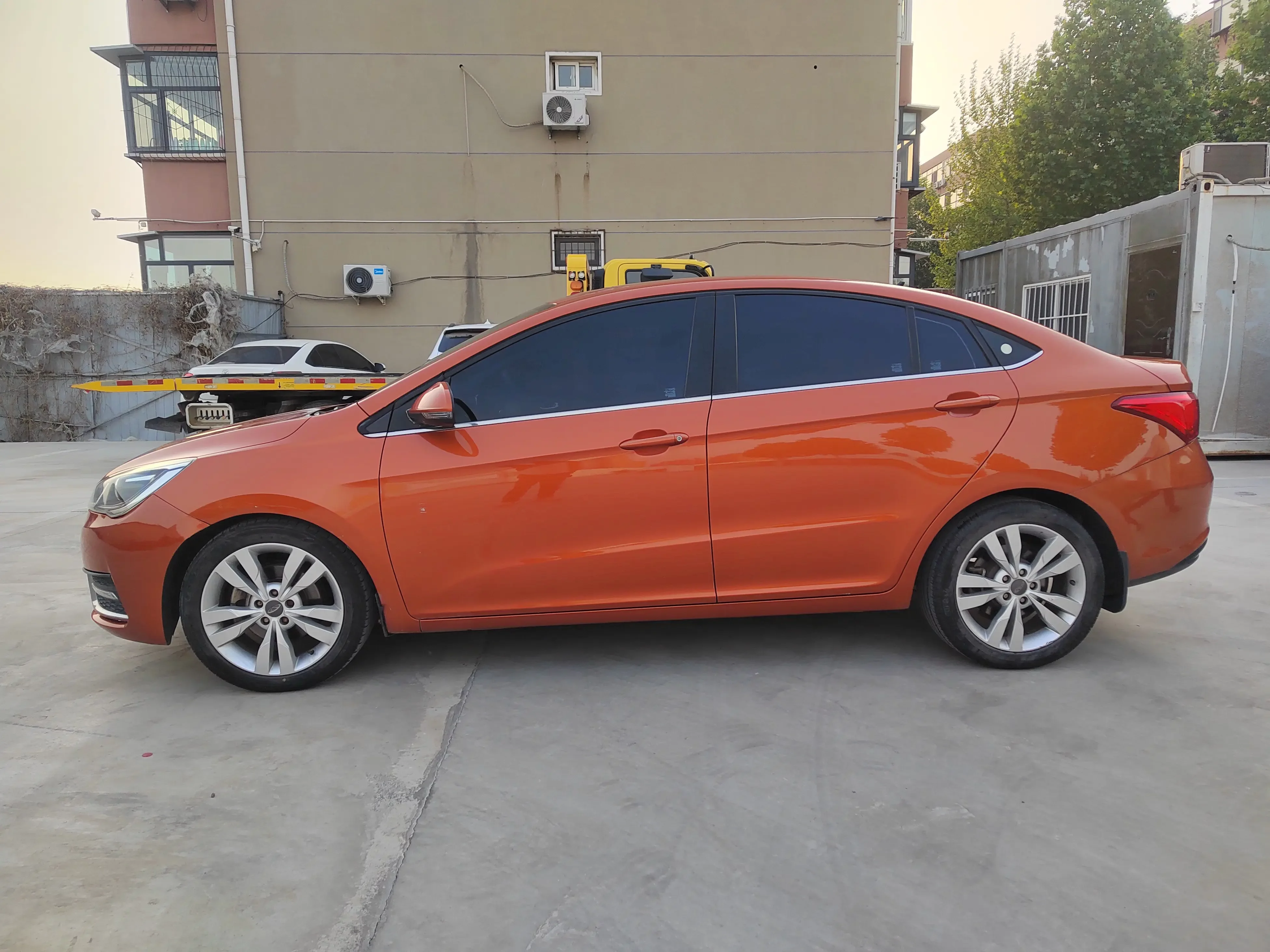 Chery Arrizo 5