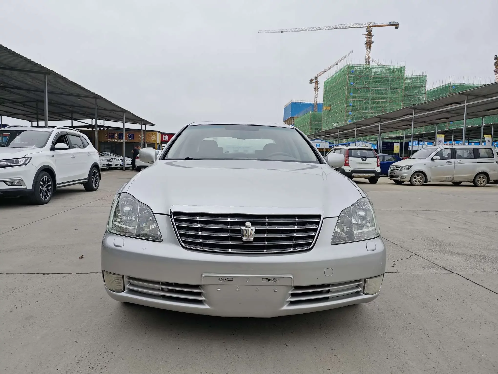 Toyota crown