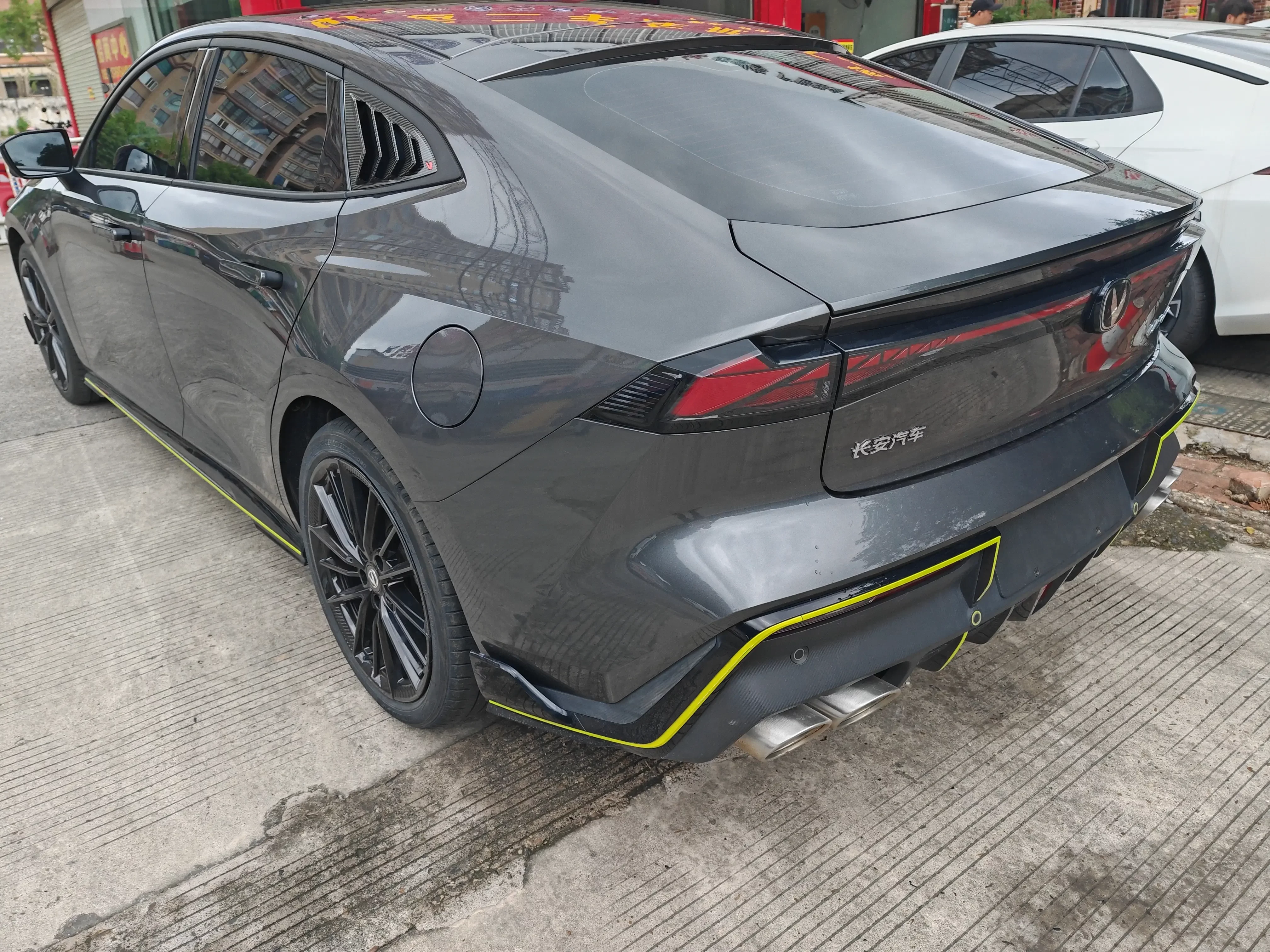 Changan UNI-V