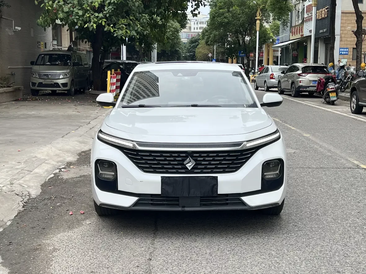Baojun RC-5