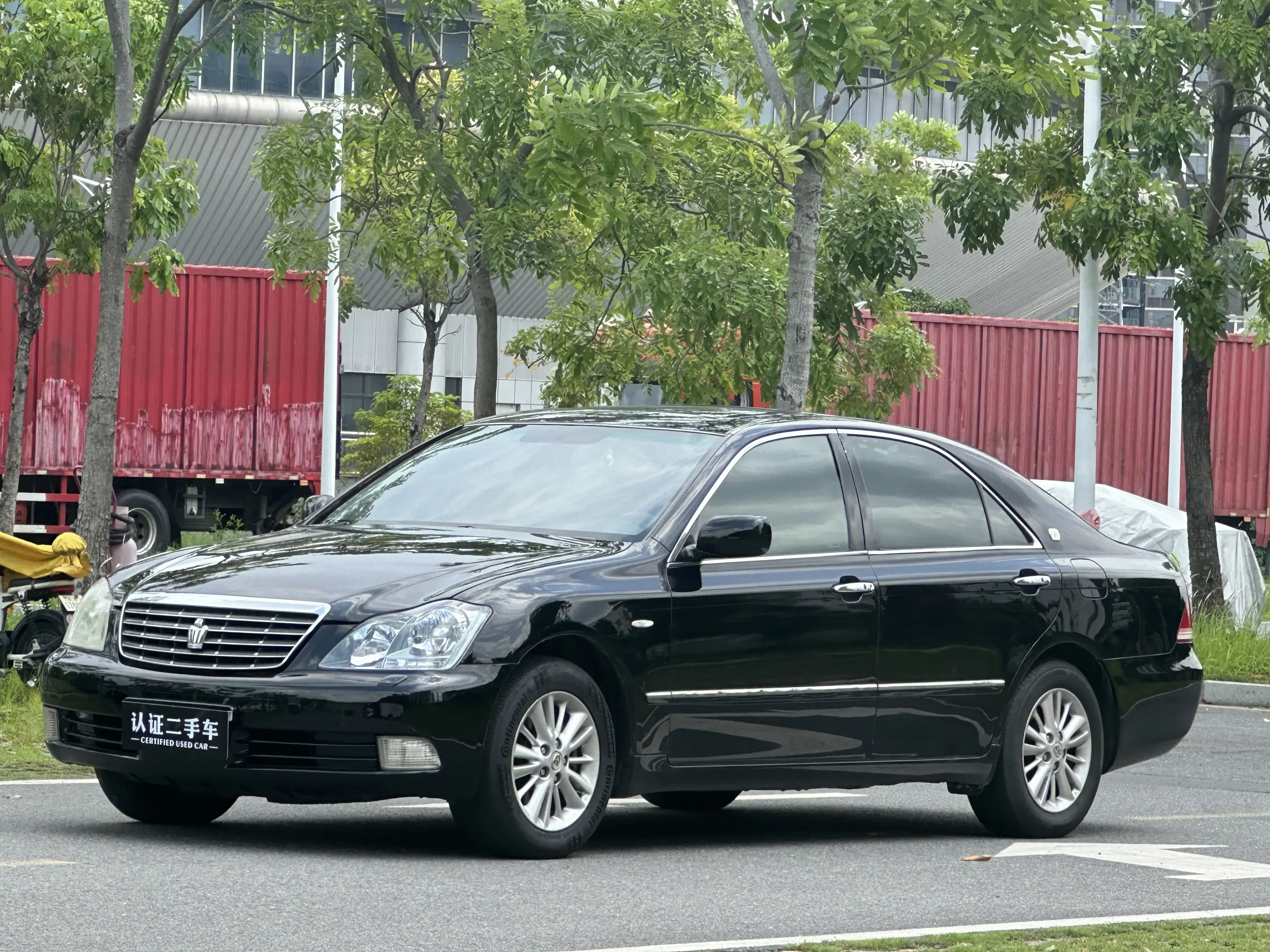 Toyota crown