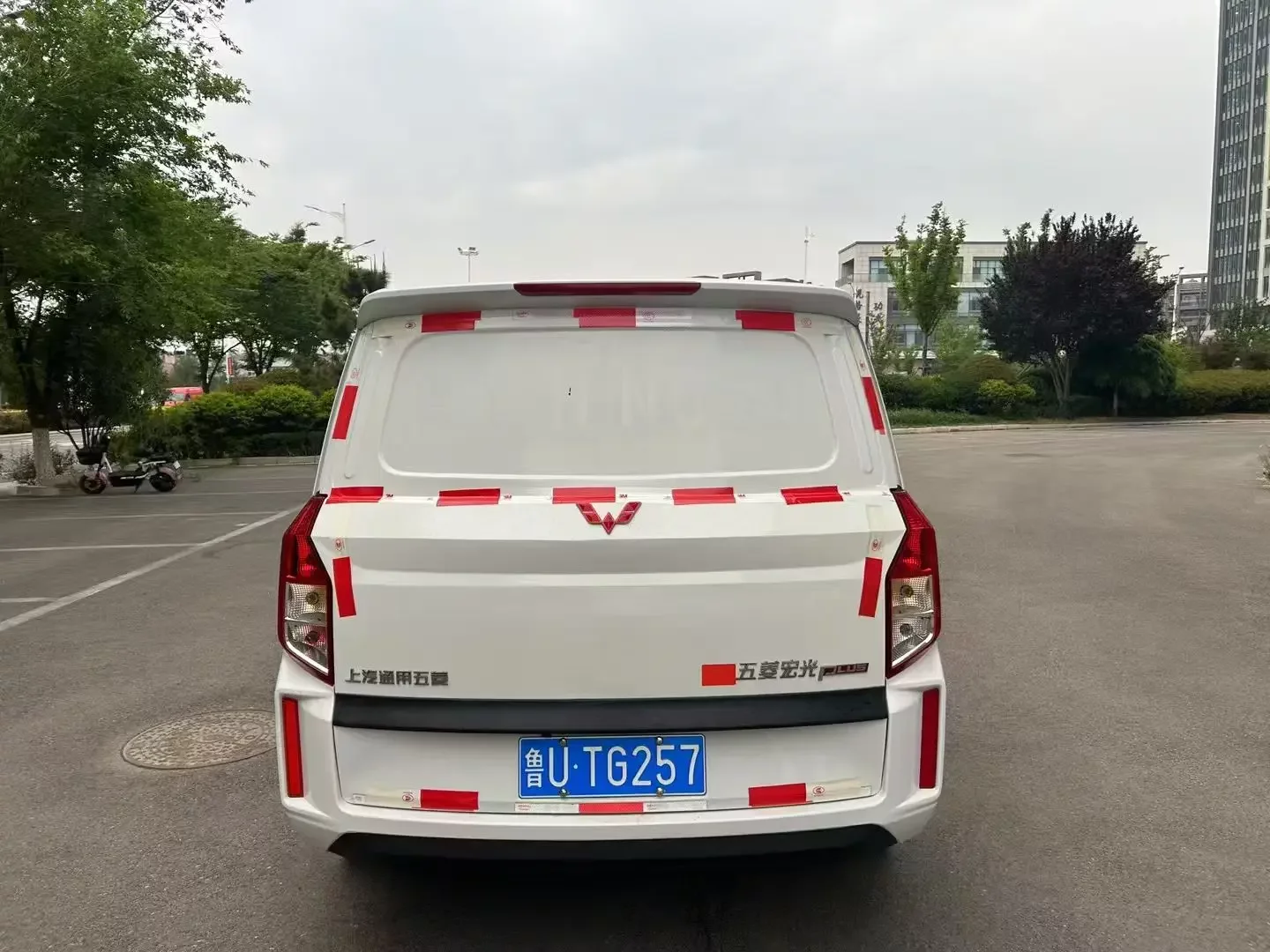 Wuling Hongguang PLUS