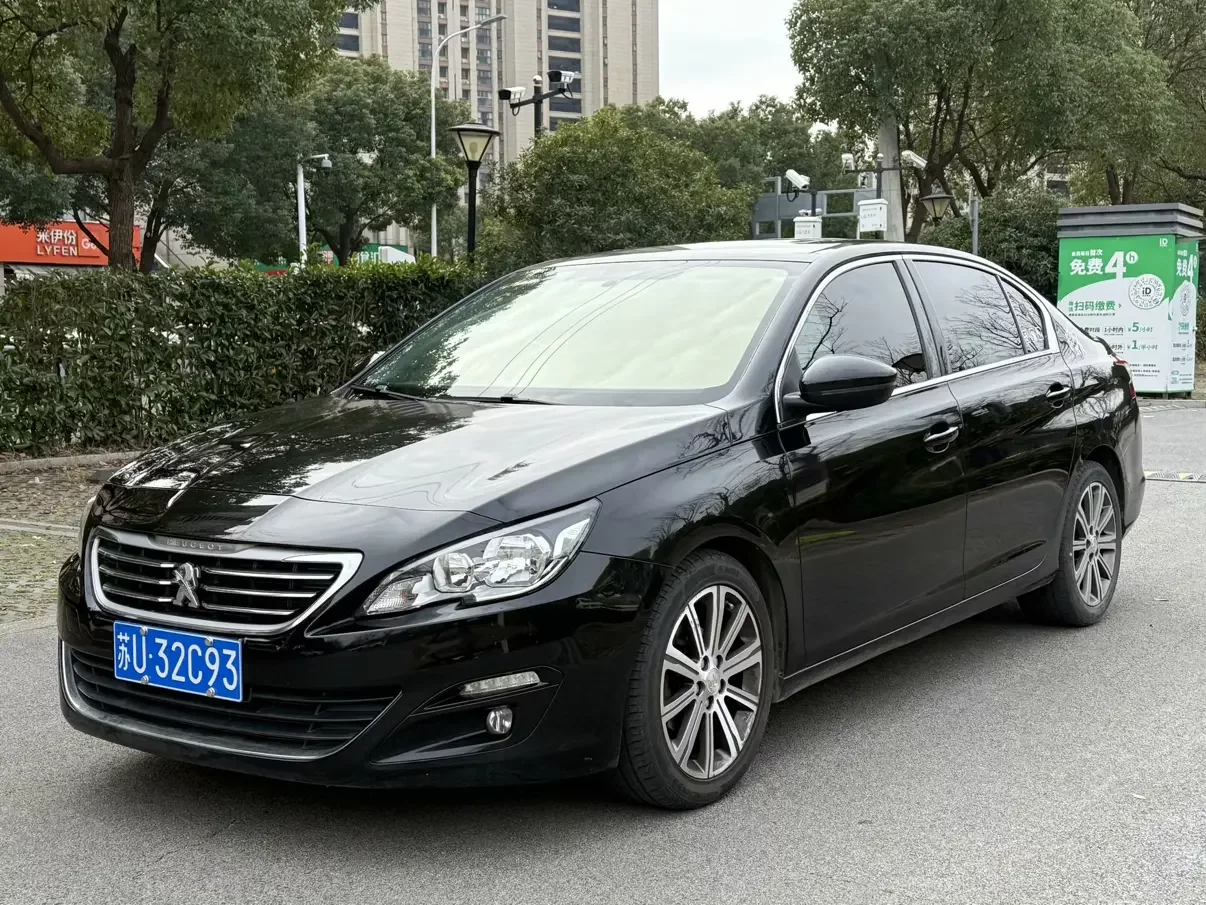 Peugeot 408