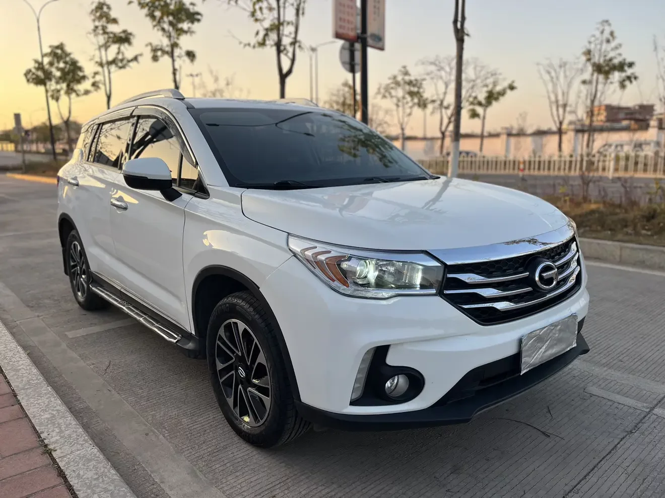 GAC Trumpchi GS4