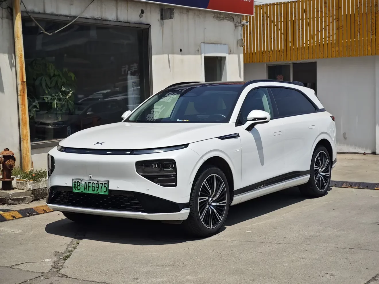 Xpeng G9