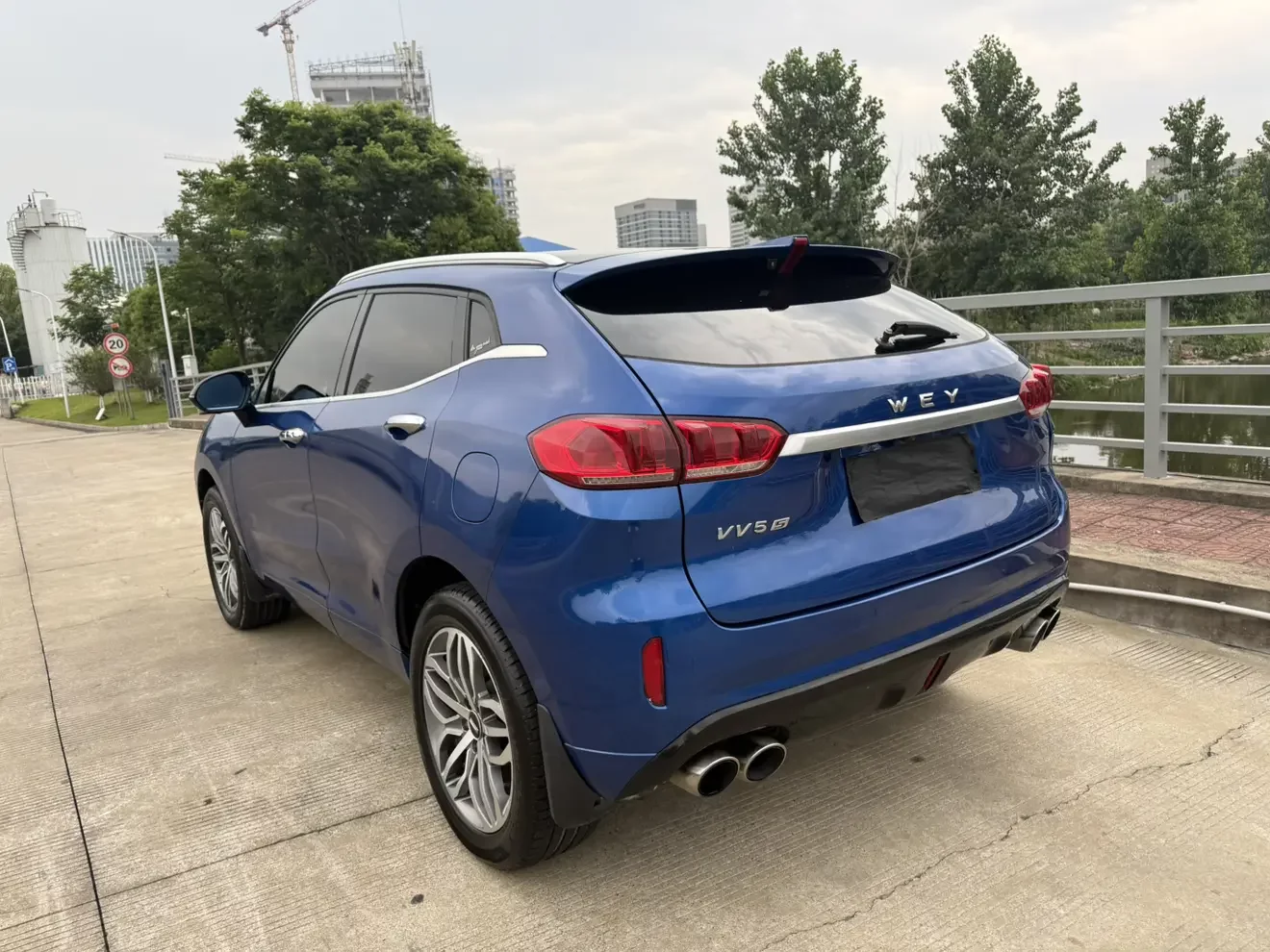 Wey Wei brand VV5