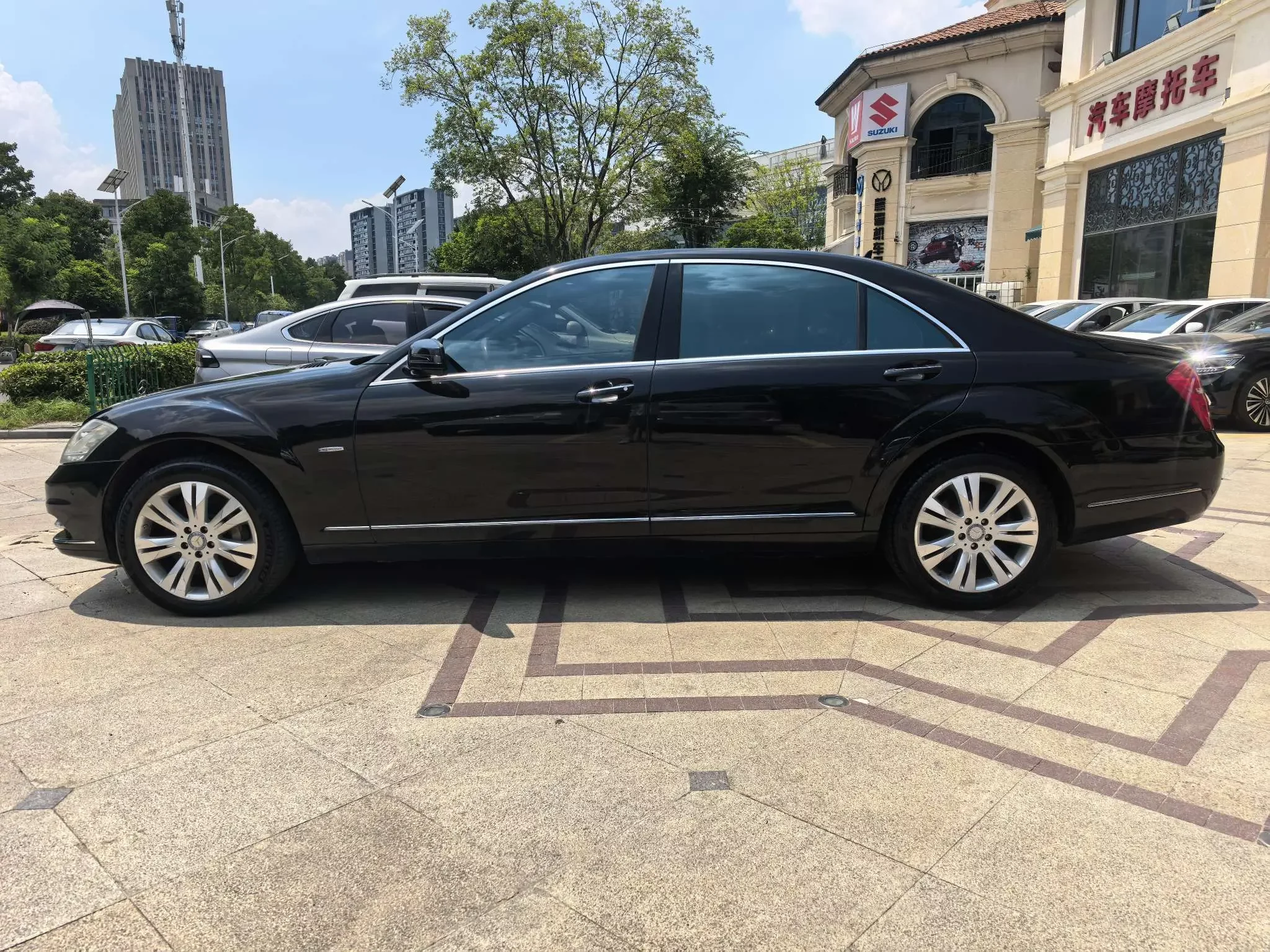Mercedes-Benz S Class