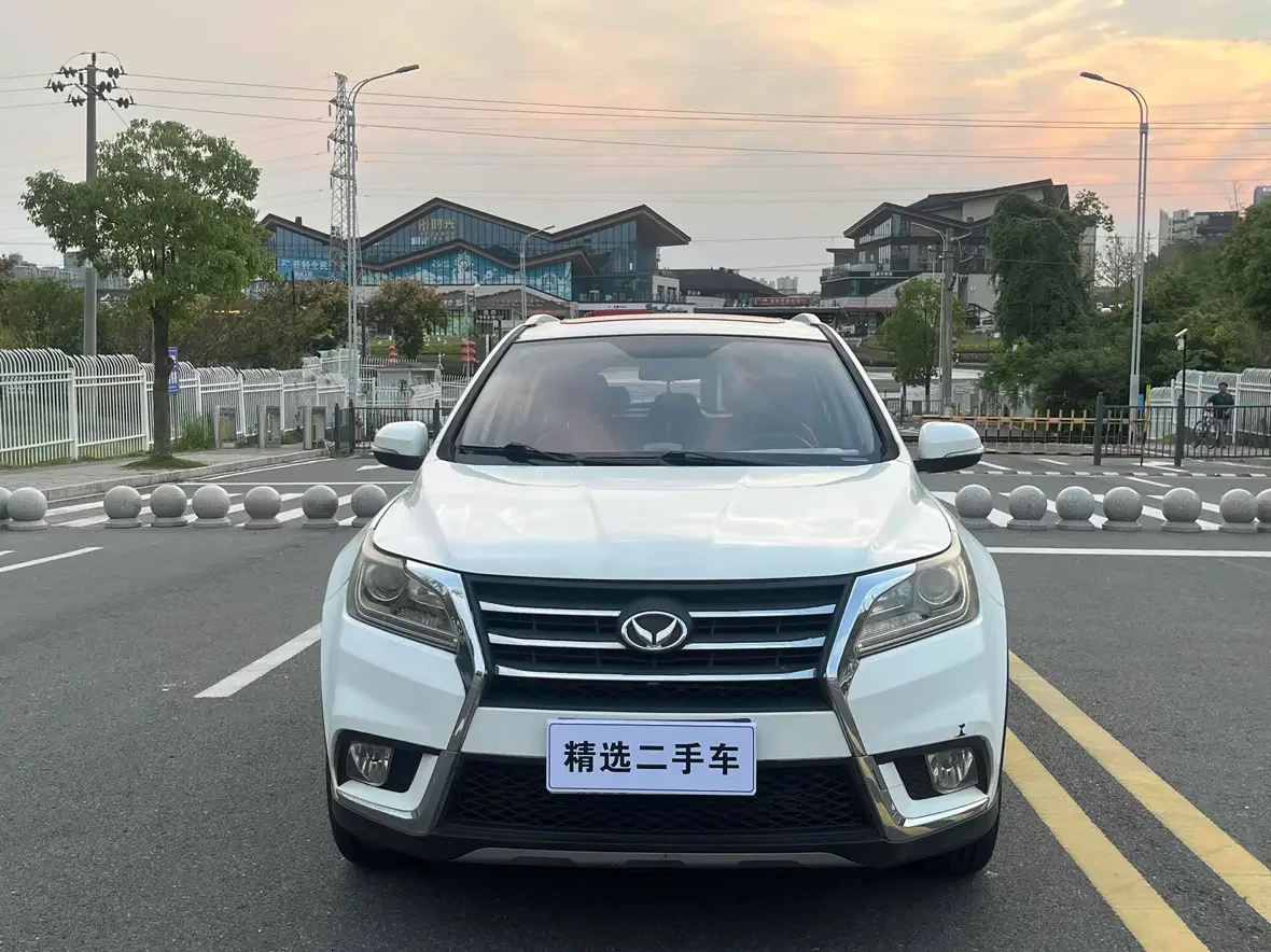 BAIC Magic S6