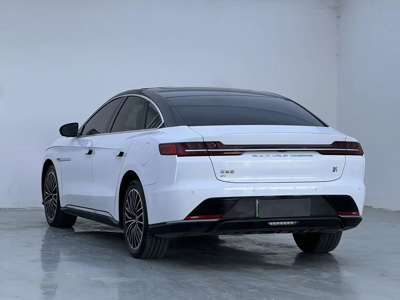BYD Han EV