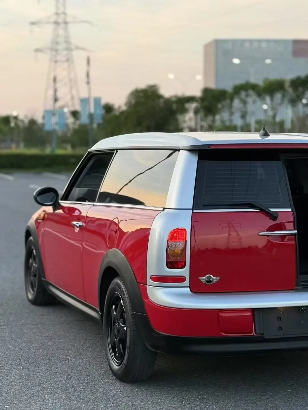 MINI CLUBMAN