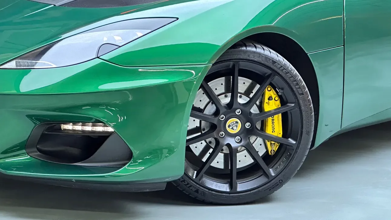 Lotus Evora