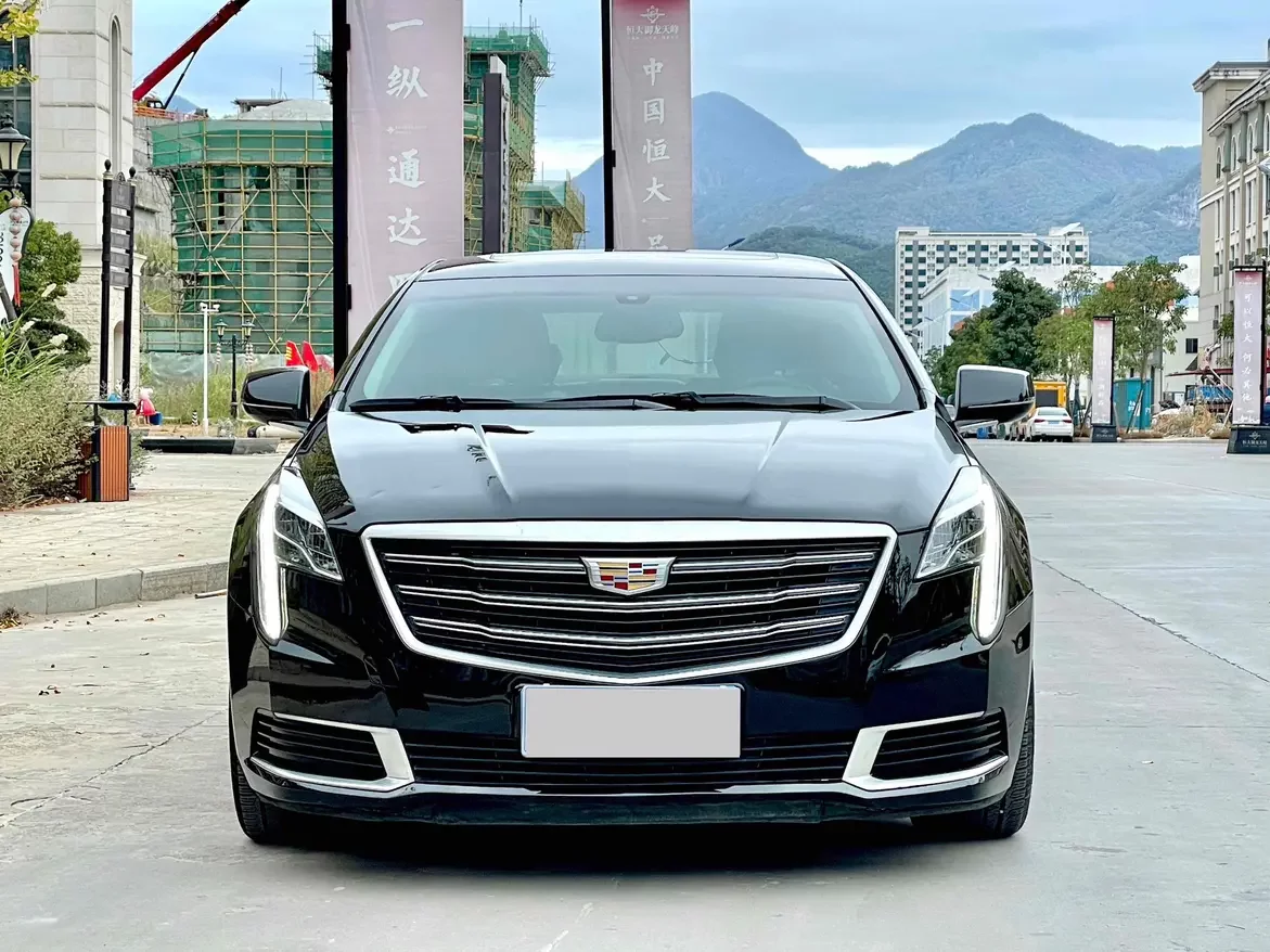 Cadillac XTS