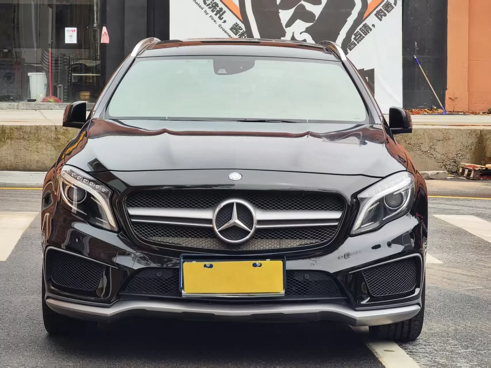 Mercedes-Benz GLA AMG