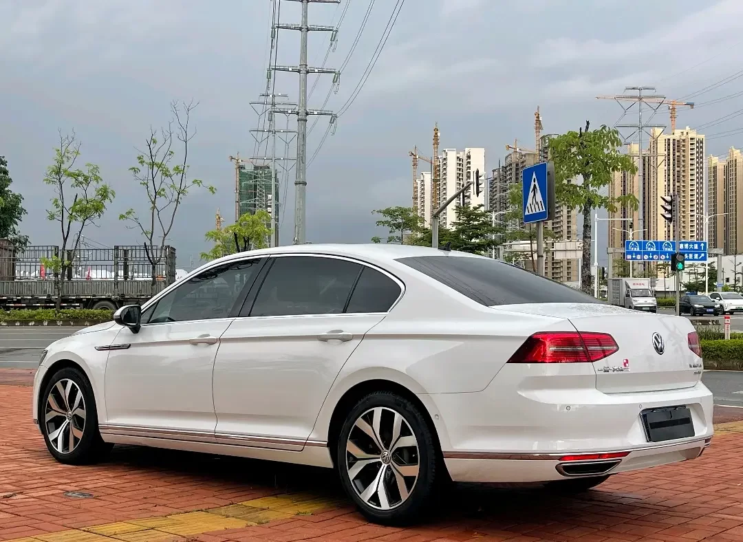 Volkswagen Magotan