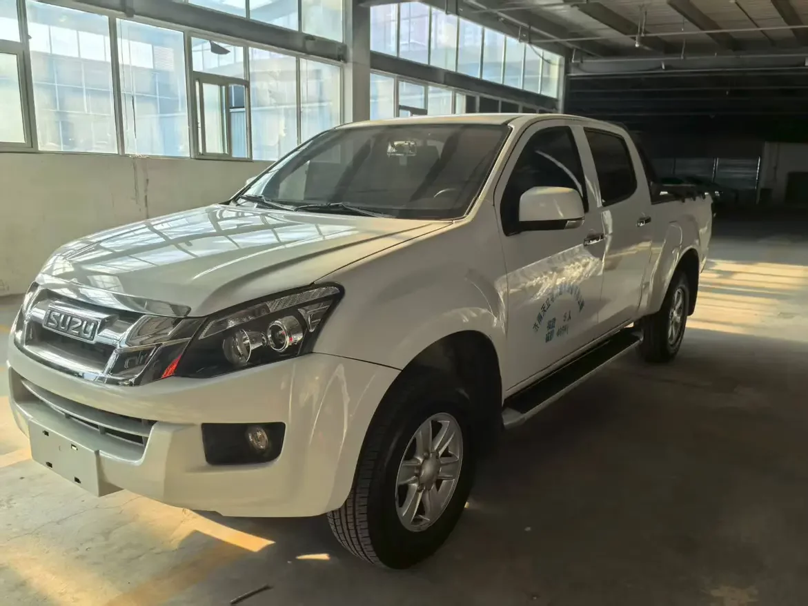 Isuzu Suzutaku
