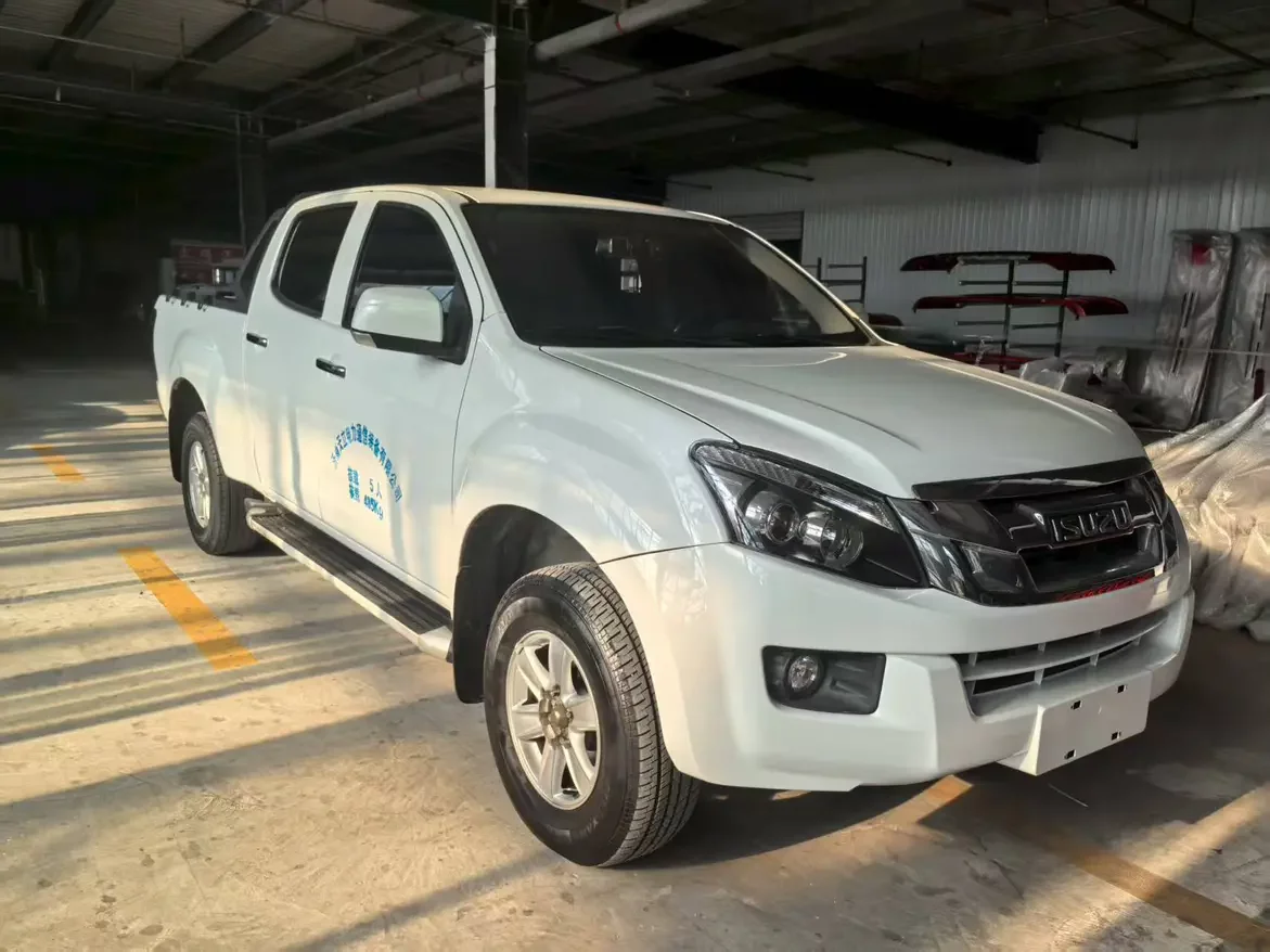 Isuzu Suzutaku
