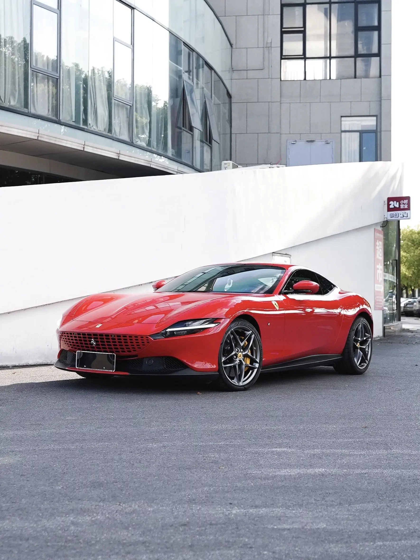 Ferrari Roma