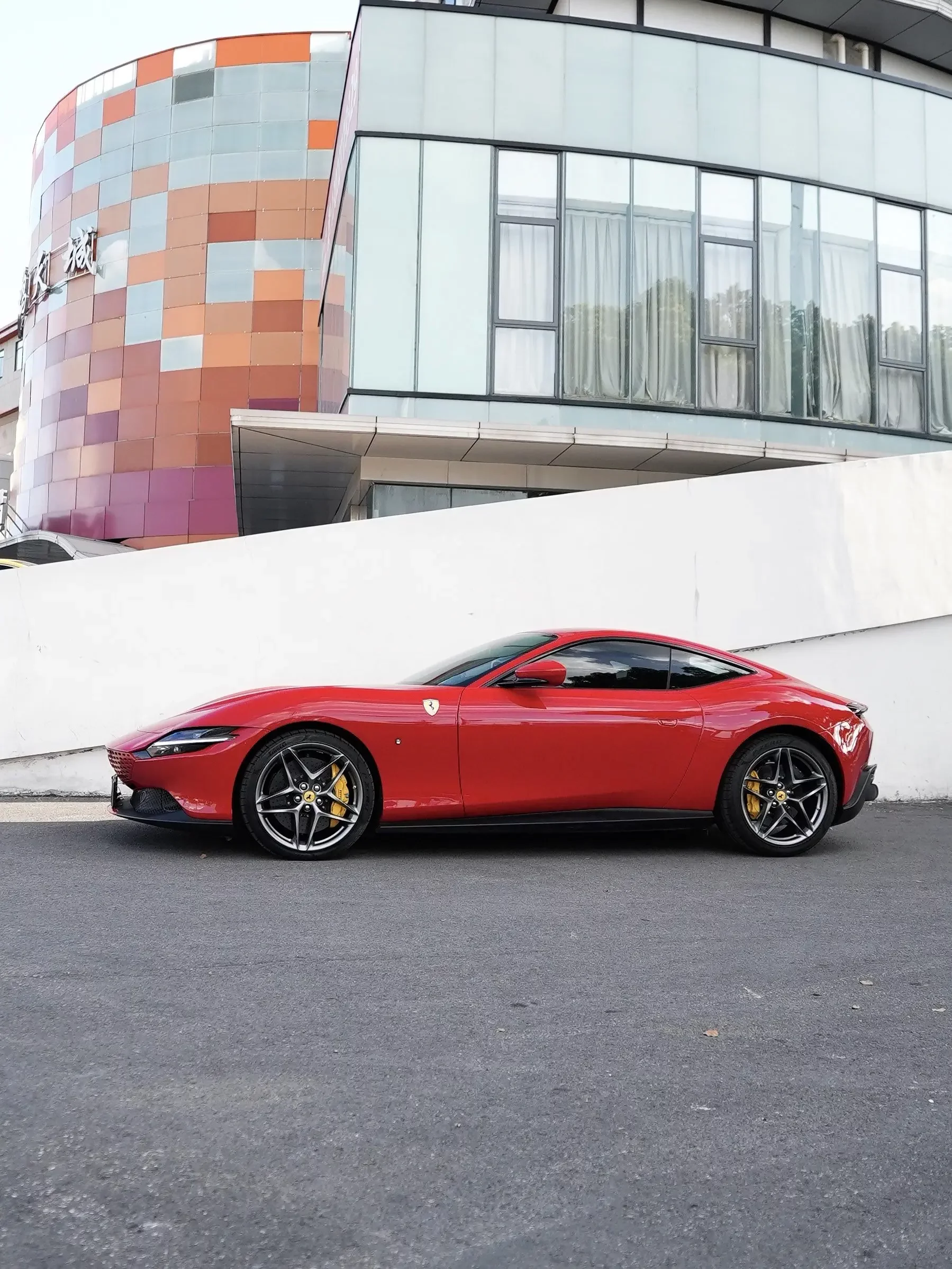 Ferrari Roma