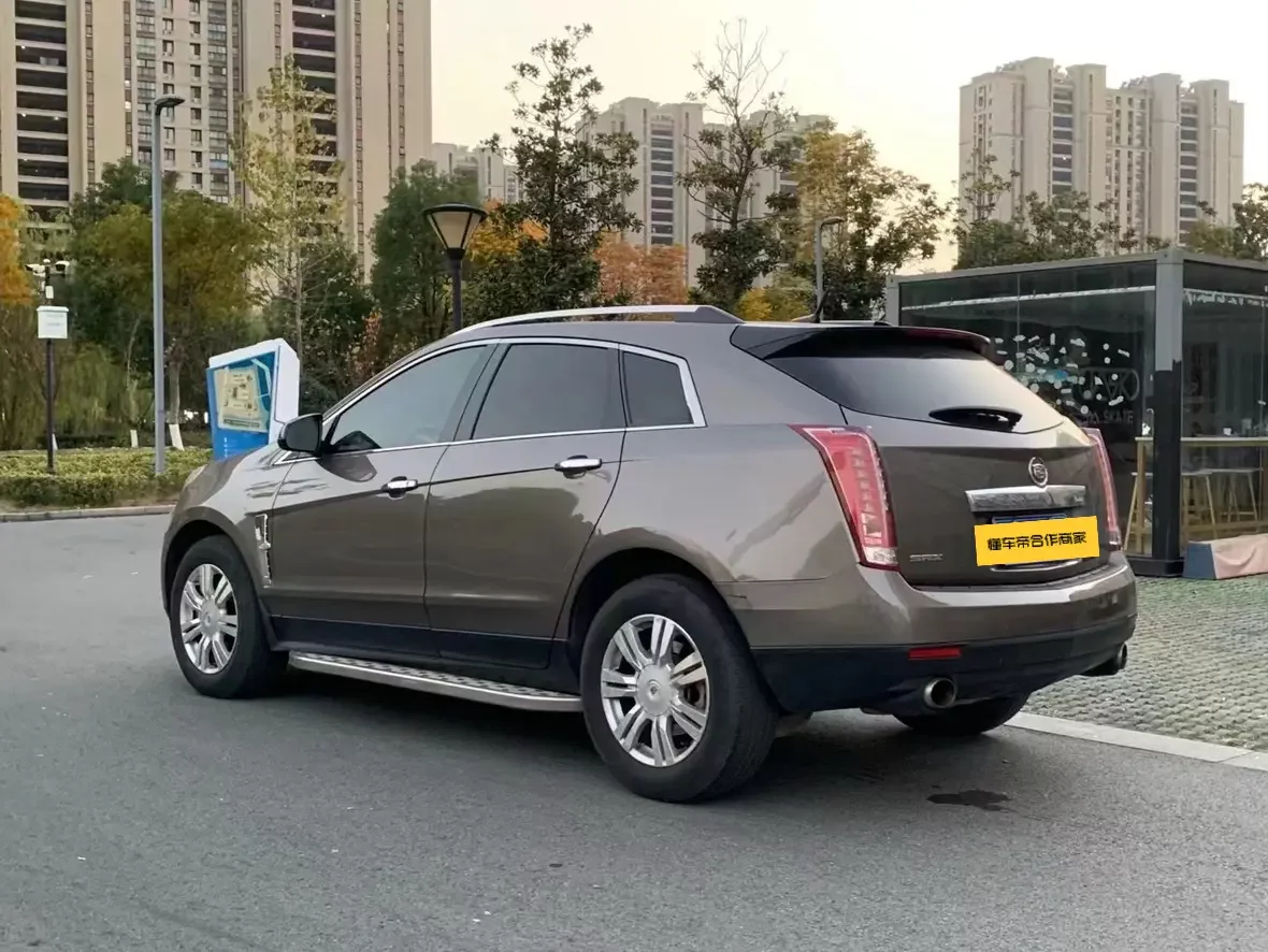 Cadillac SRX