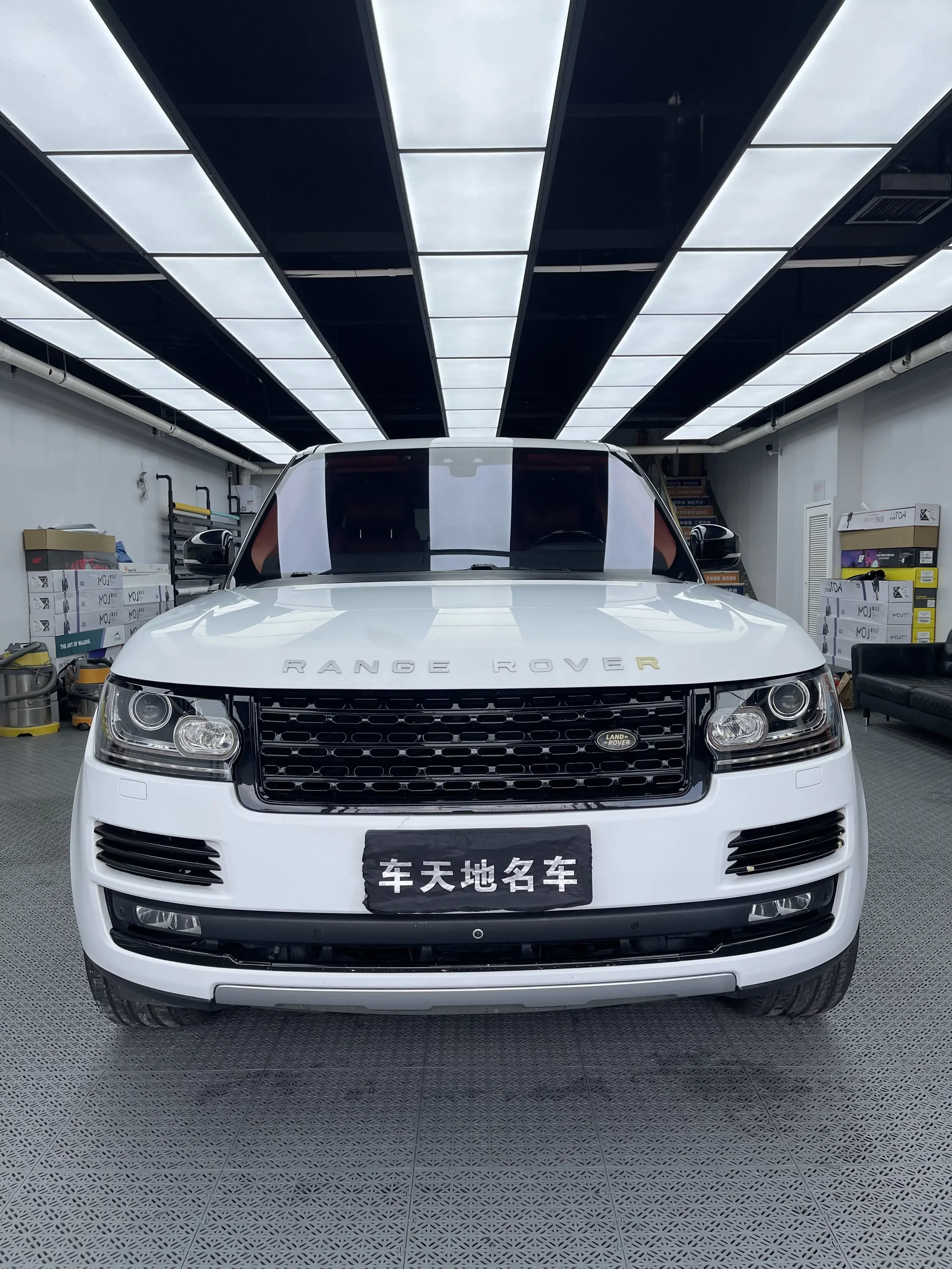 Land Rover range rover