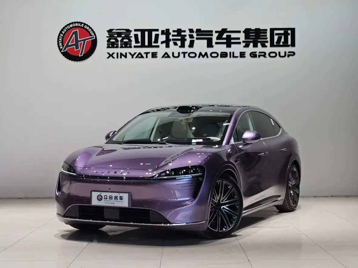 Luxeed Zhijie R7