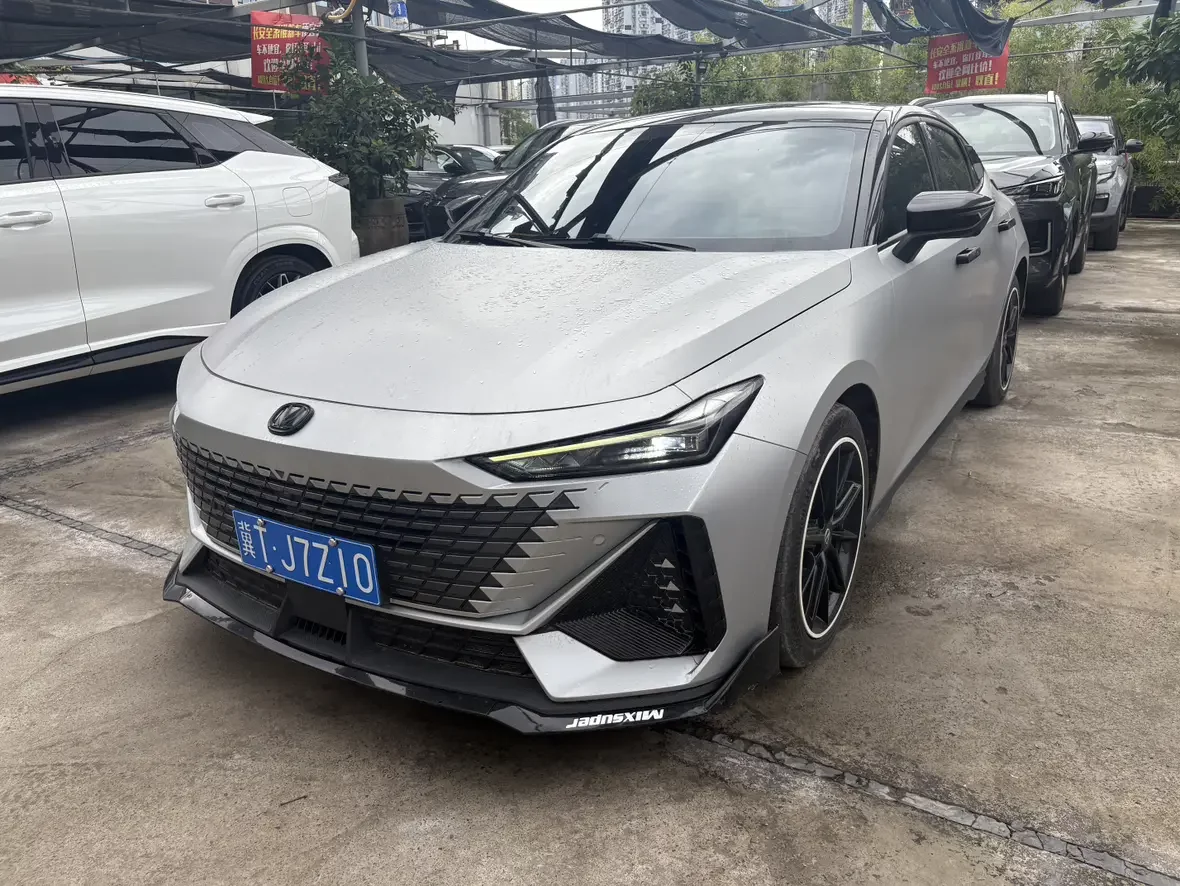 Changan UNI-V