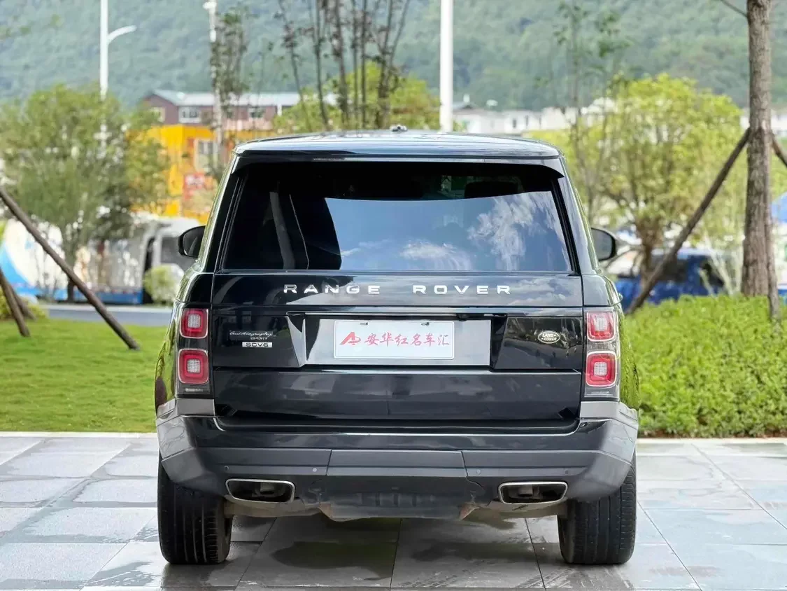 Land Rover range rover